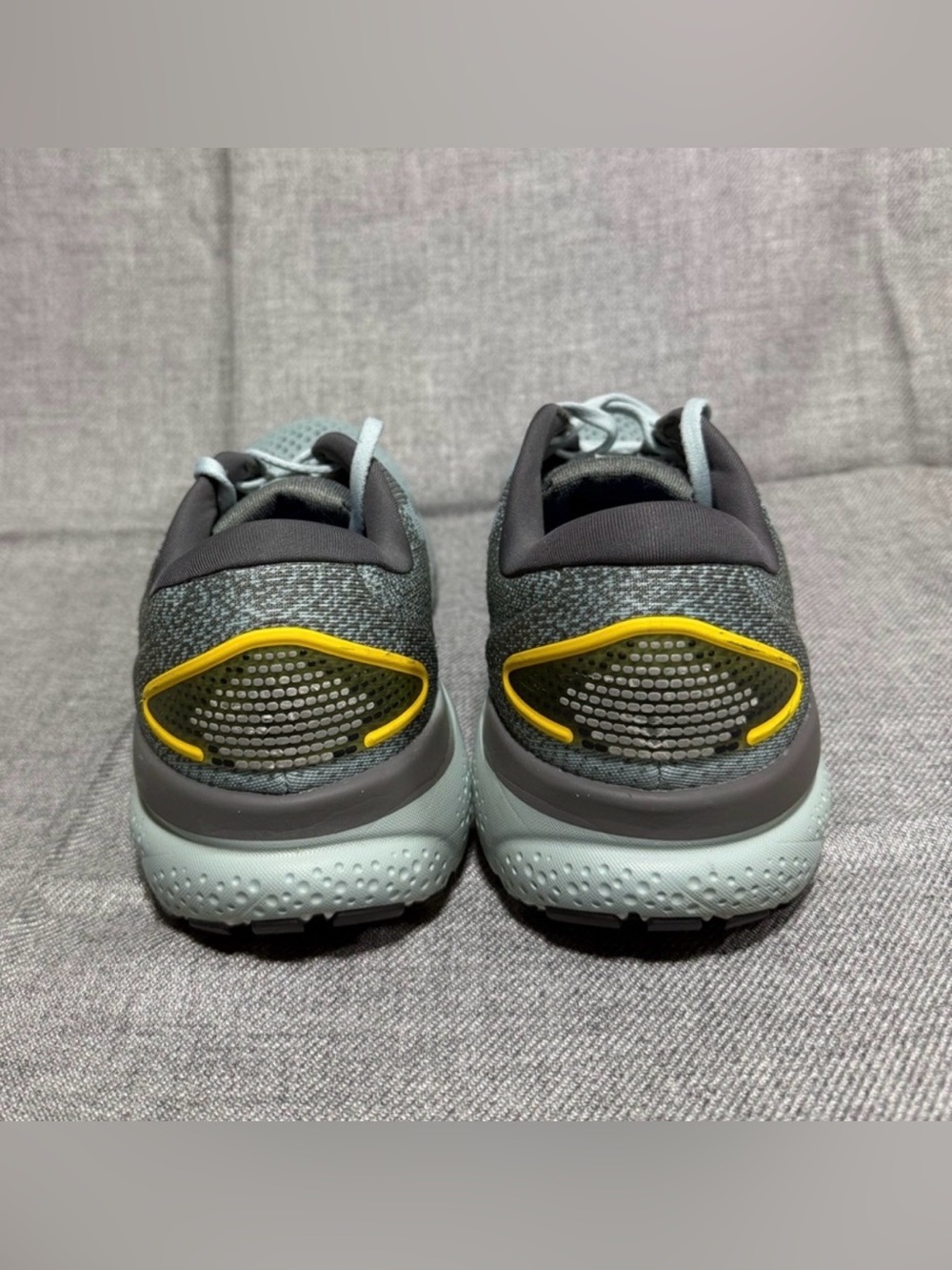Brooks Ghost 16 Men’s 11.5 D Running Shoes Green Gray Yellow No Insoles - Picture 4 of 8